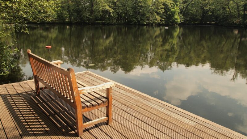Budowa wymarzonego domu na działce przy Szlaku Wielkich Jezior – poradnik krok po kroku