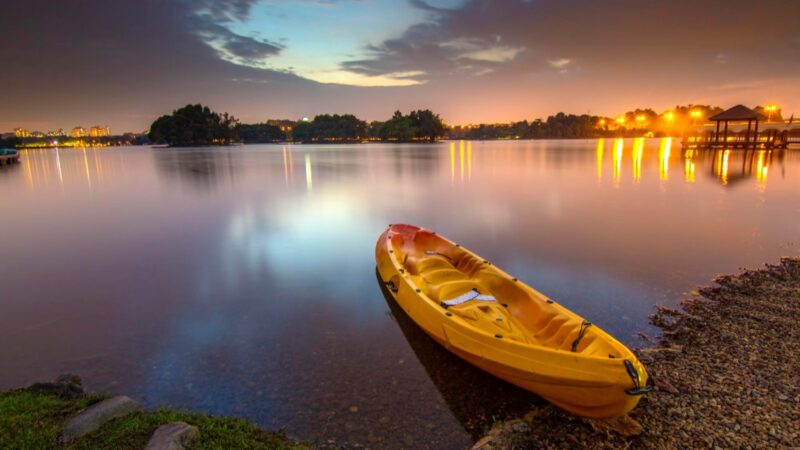 Działka z linią brzegową: Jak efektywnie zarządzać i wykorzystać jej potencjał?